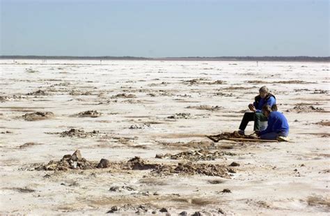 Great Salt Plains crystal digging season begins April 1. What to know