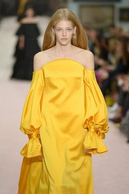 La Nueva Era De Carolina Herrera El Primer Desfile Del Diseñador Wes Gordon En Nueva York