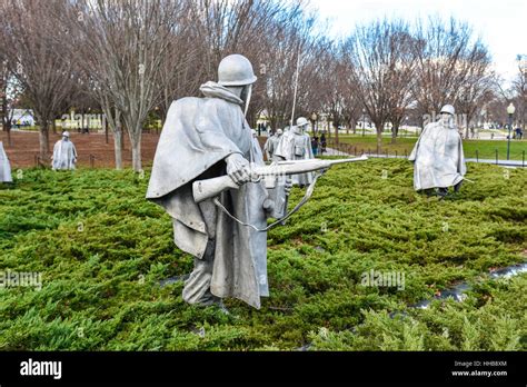 Washington Dc Usa Korean War Veterans Memorial The Memorial Consists