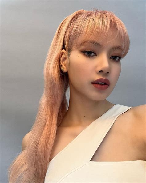 Lalisa Manoban Blackpink Korean Girl Lalisa Manoban Images And Photos