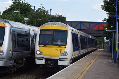 172103 Chiltern Railways Class 172 No 172103 Is Seen Arri Flickr