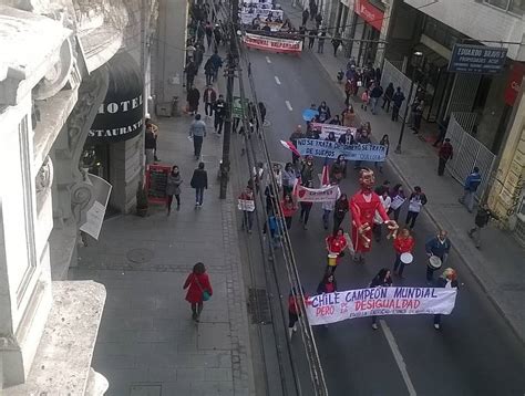 Miles De Profesores Marcharon Por Las Calles De Valpara So En El