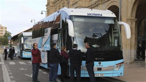 Renfe Traslada En Autob S A Los Primeros Viajeros De Los Trenes A