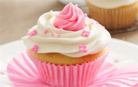 Receta De Cupcakes Con Crema De Fresa Y Vainilla