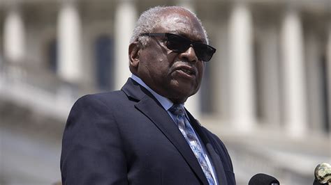 Clyburn to Manchin: It's a 'great thing' the Democratic Party has changed