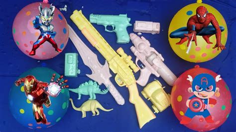 Cleans Nerf Shotgun Glock Pistol Stegosaurus Bus And Burst Balloon