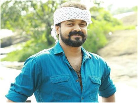 Shikkari Shambhu Movie Review Rating Plot Kunchacko Boban Filmibeat