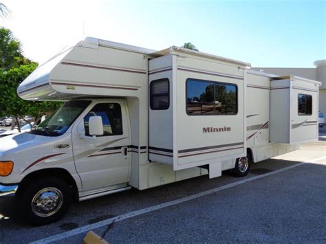 Winnebago Winnebago Minnie 329b Rvs For Sale