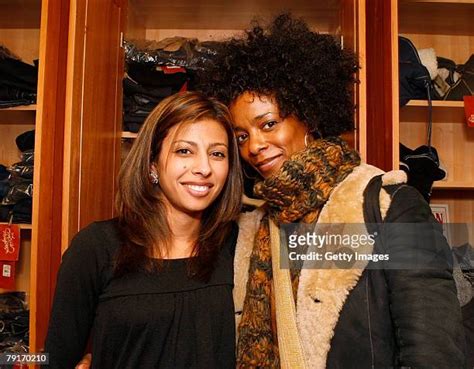 7 Hot Sexy Leslie Silva Bikini Pics