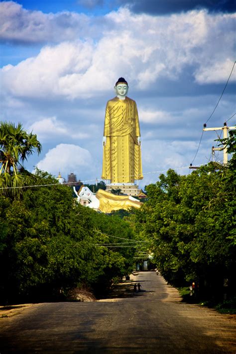 Top 10 Largest Statues of Buddha in the World | HubPages