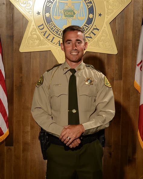 Dallas County's chief deputy appointed sheriff after Chad Leonard's early retirement