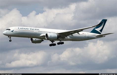 B Lrg Cathay Pacific Airbus A Photo By Mehrad Watson Id