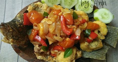 Resep Gurami Goreng Tepung Saos Asam Manis Oleh Triana Pardana Cookpad