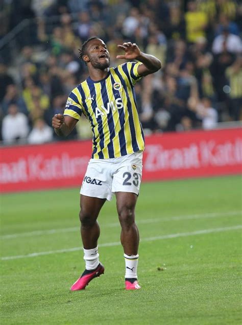 Fenerbahçe de Michy Batshuayi yüksek formla geri döndü Her maçta attı