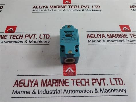 Honeywell Glfc01a2b Limit Switch Ac15 Dc13 Ip67 Aeliya Marine Tech