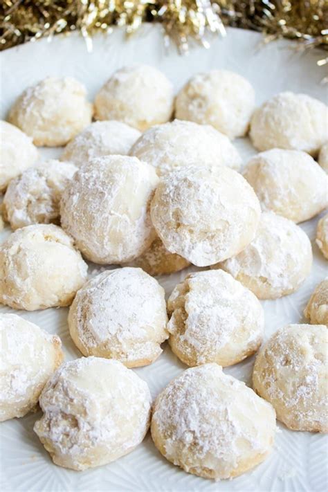 Russian Tea Cakes Recipe These Traditional Holiday Cookies Are Super Easy To Make Almond