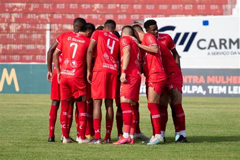 Dez Refor Os Odil Soares V Elenco Do Uni O Preparado Para S Rie D