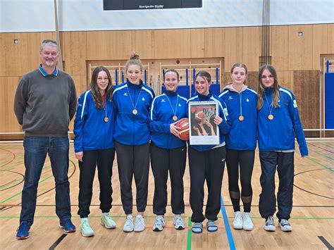 Basketballerinnen Des Theodor Heuss Gymnasiums Siegen Im Landesfinale