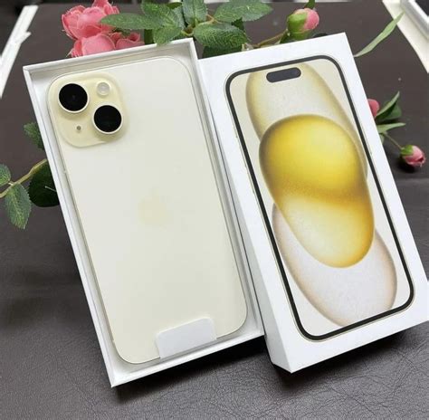 Yellow iPhone 15 lovers and haters : r/iphone15