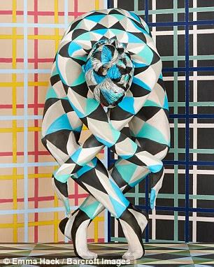 Emma Hack Shows Off Stunning Nude Body Art Exhibition Daily Mail Online