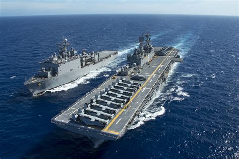 Bonhomme Richard Amphibious Ready Group Deploys Commander Us