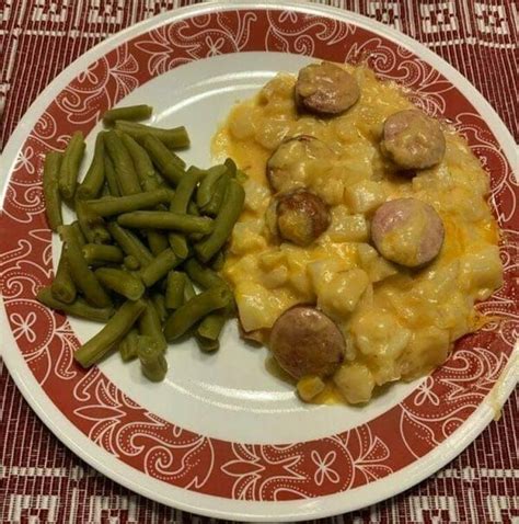 Slow Cooker Cheesy Kielbasa Hashbrown Casserole Dinner Crockpot Dishes Crock Pot Slow Cooker