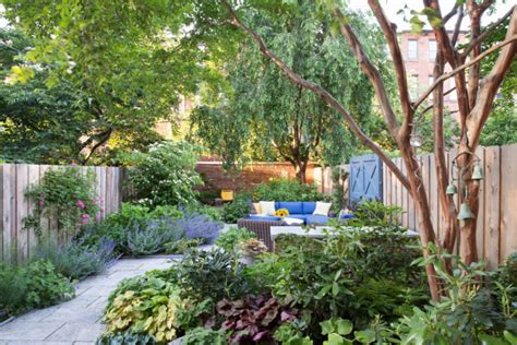 How To Turn Your Yard Into A Private Oasis 2024 Guide The Frisky