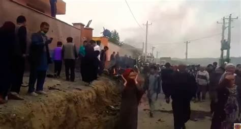 Afganistan Atac cu bombă lângă o școală de fete din Kabul Cel puțin