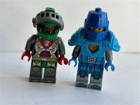 Se Produkter Som Liknar Lego Figurer Figur Gubbar P Tradera