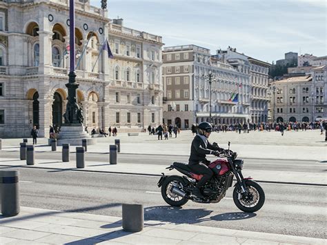 Motocicleta Benelli Leoncino Cc Modelo Tequilas And Air