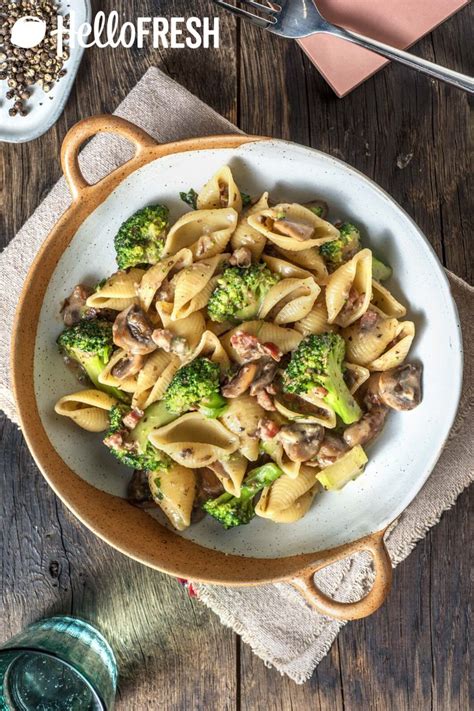 Conchiglie fraîches aux brocolis et aux lardons Recette HelloFresh