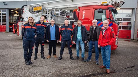 Brandweer Huizen Viert Jarig Bestaan Met Jubileumboek Re Nie En