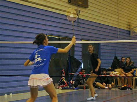 Union Sportive De Carri Res Sur Seine Accueil Badminton