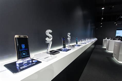 Samsung Pop Up Store By Cheil Germany Frankfurt Germany