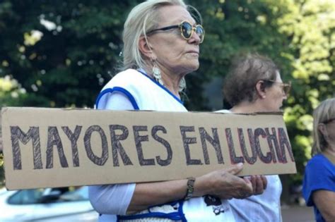 Argentina Medio Millón De Mujeres De 55 A 59 Años No Podrán Jubilarse