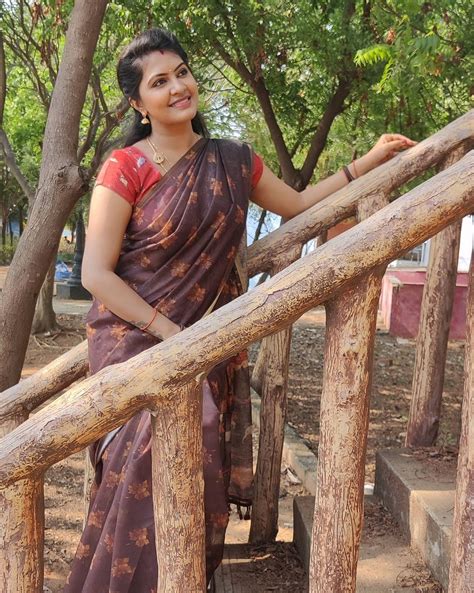 Rachitha Dinesh Mahalakshmi Beautiful Saree Photoshoot