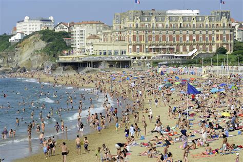 Beach Biarritz (2) | Pyrenees | Pictures | Spain in Global-Geography