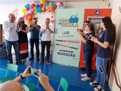 Interior Pen Polis Comunidade Escolar Comemora Anos Da Escola