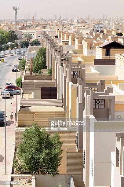 17 Dar Al Arkan Real Estate Development Stock Photos High Res Pictures