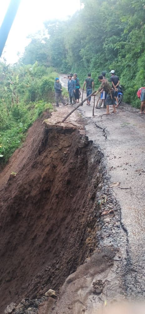 Jalan Penghubung Desa Mukapayung Dan Kidangpananjung Cililin Sudah Lama