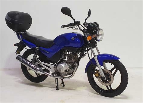 Yamaha Ybr125 2006 Occasion 11 940 Km Vente Roadster 125cm³ Clermont Ferrand