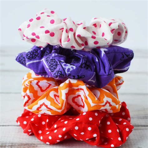 How To Make A Scrunchie Quick And Easy Diy Scrunchie