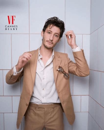 Compagne De Pierre Niney Rencontre Avec Natasha Andrews Actrice Et