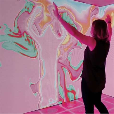 Immersive Experiences for Creative Services | Disguise