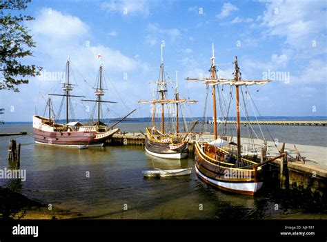 Full Size Replicas Of The Jamestown Colonies Three Ships Susan Constant