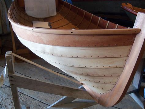 Guide To Get Building A Lapstrake Dinghy