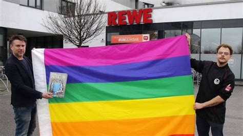 Rewe Fürstenfeldbruck Kooperation beendet Flagge zeigen bei Fußball WM