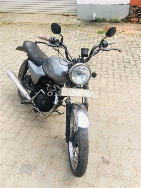 Bajaj Boxer Used Negotiable Sri Lanka