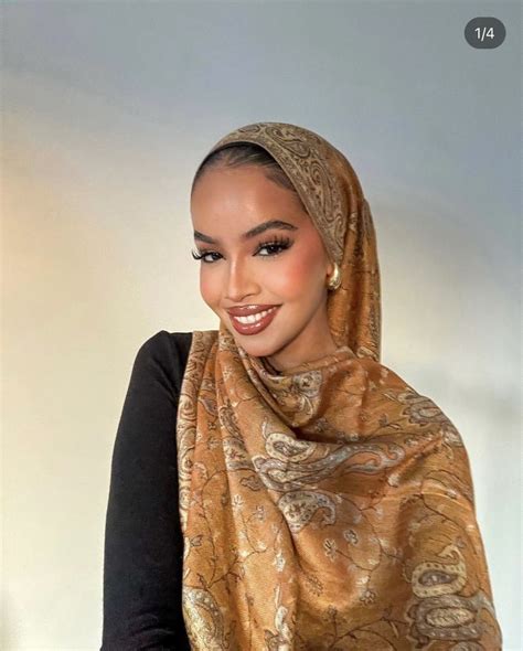 Pin By Abz On 🧕🏽j Hijab Fashion Muslim Fashion Head Scarf Styles