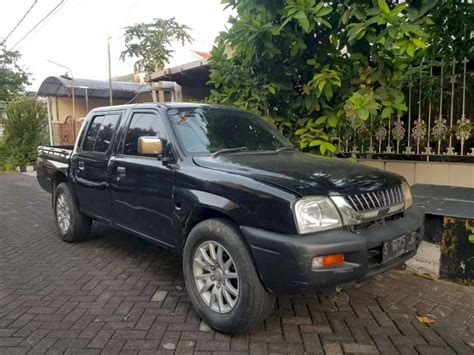 Mitsubishi Strada L200 Double Cabin 4x2 Manual Tahun 2005 Dijual Co Id